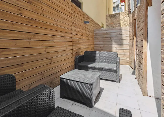 La Suite Confidentielle - Balnéo - Sauna - Hypercentre Cannes