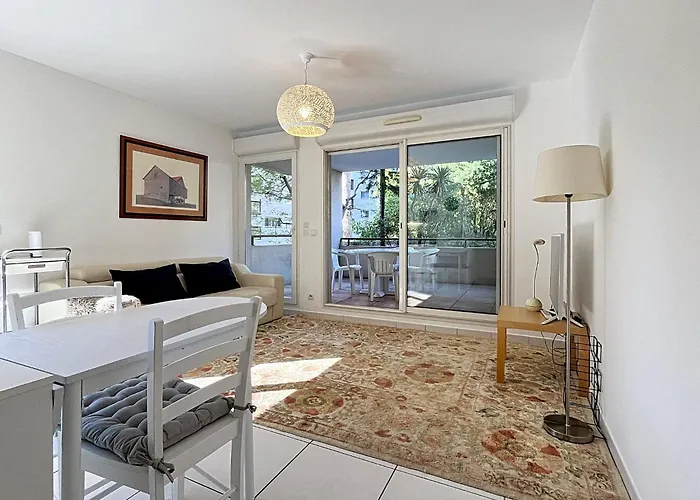Appartement Viva Riviera -14 Avenue Isola Bella à Cannes