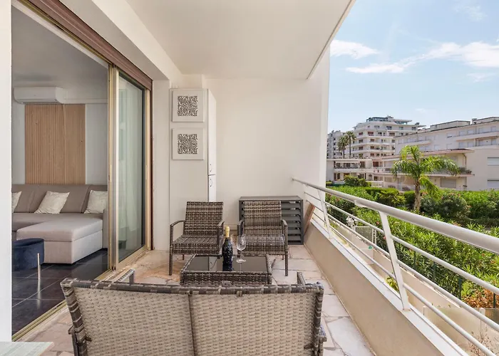 Welcoming Apartment With Parking - Croisette Cannes