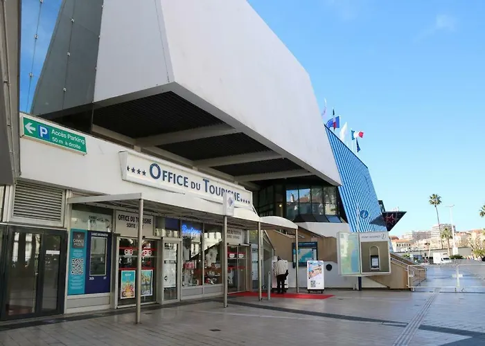 Riviera Studio Cannes Center