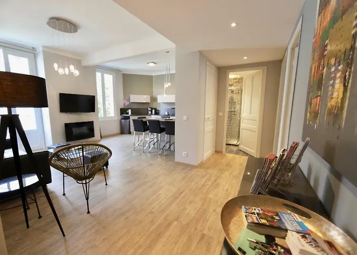 70m2 Apartment - La Roseraie Cannes