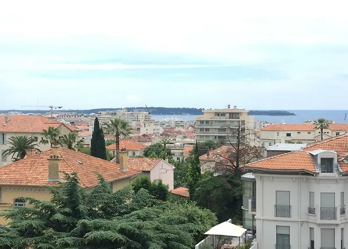 Cannes: Agréable 2 pièces vue mer panoramique