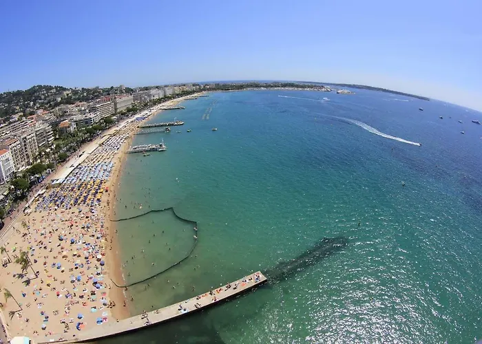 Venizelos Cannes